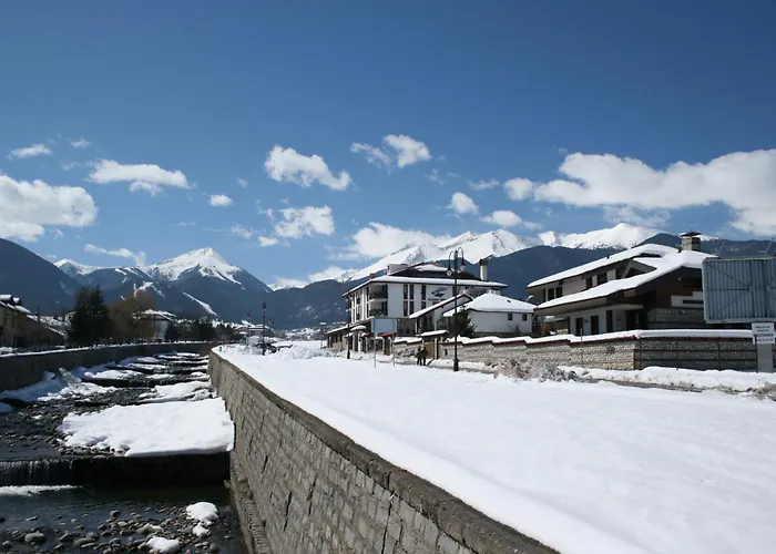 Luxury 5 Mins From Slopes Parking Apartment *