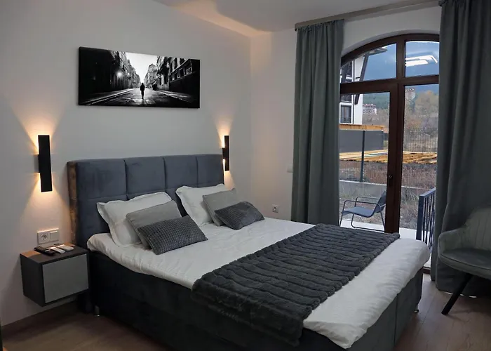 Luxury 5 Mins From Slopes Parking